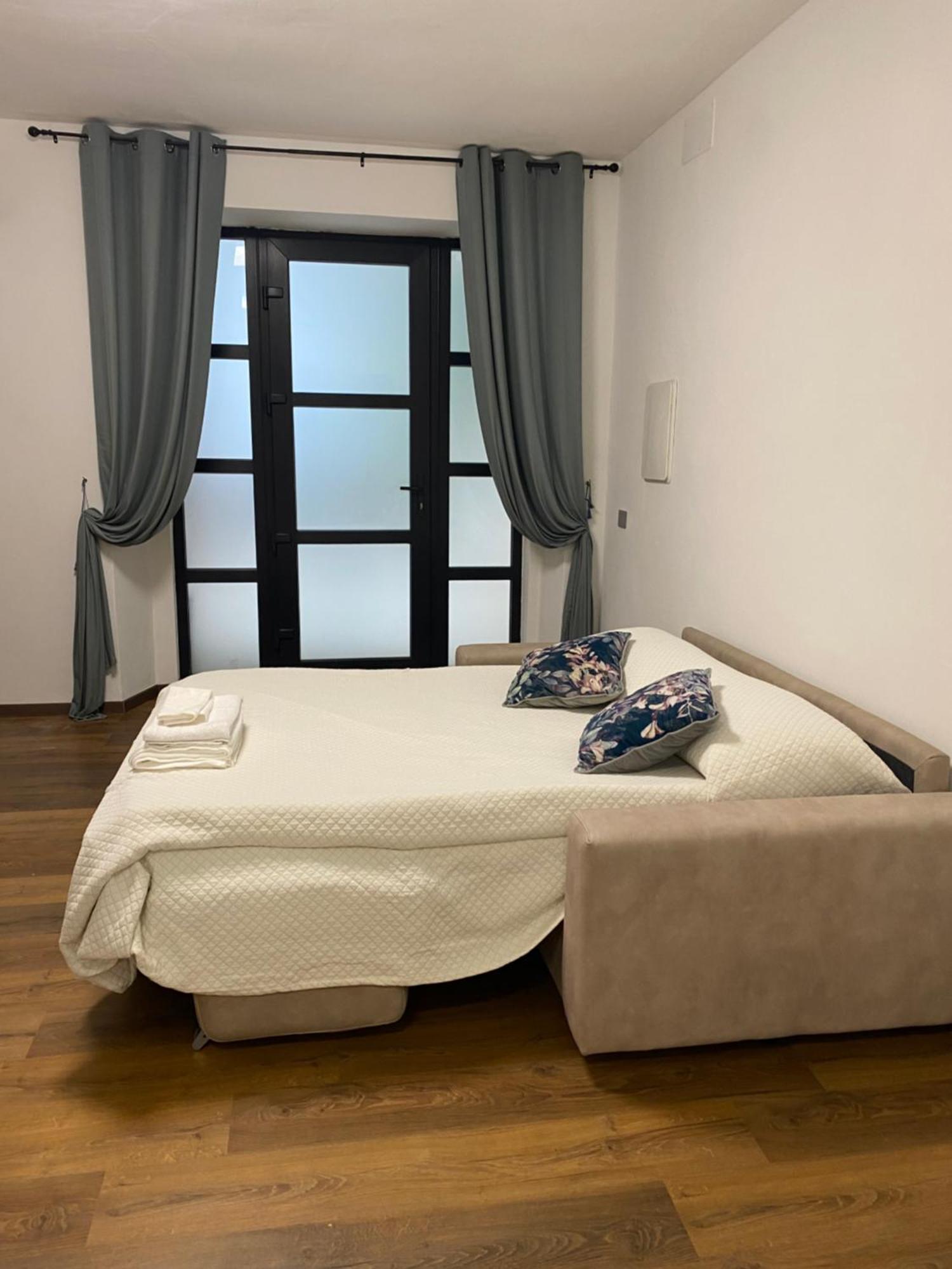 Enjoy Siena Apartment Ngoại thất bức ảnh
